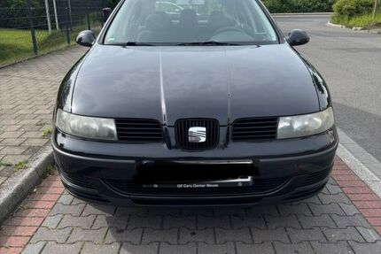 Seat Leon 157.500 km 1.500 &euro; Neuss 41469