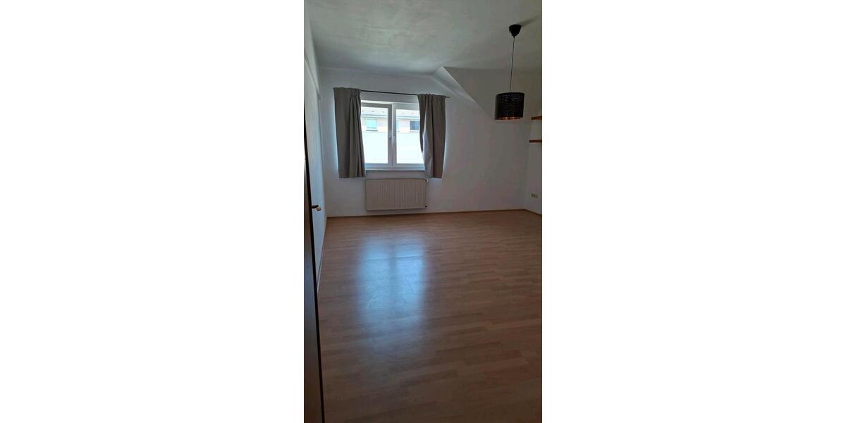 Etagenwohnung Düsseldorf Flingern Süd - 1 Zimmer, 45 m&sup2;, 500&euro; | Angebot:27586714