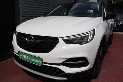Opel Grandland (X) 111.921 km 14.982 &euro; Essen 45326