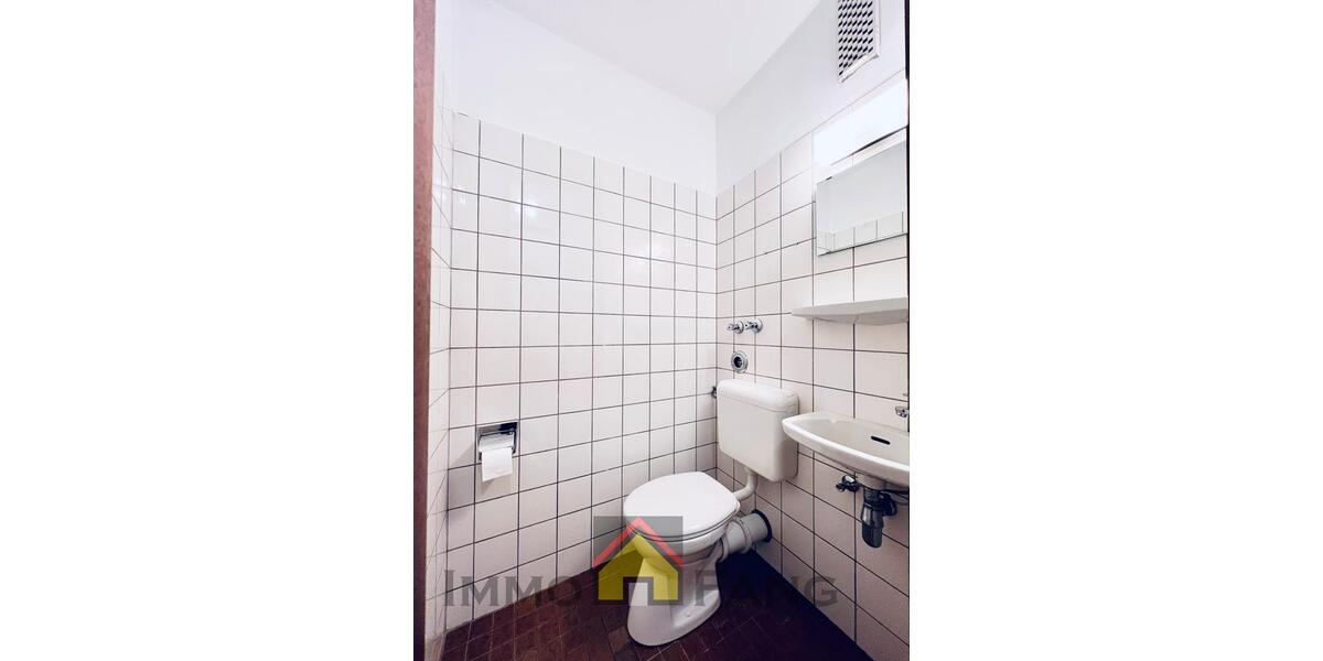 Etagenwohnung Düsseldorf Stadtbezirk 5 - 5 Zimmer, 105 m&sup2;, 1.700&euro; | Angebot:25856206