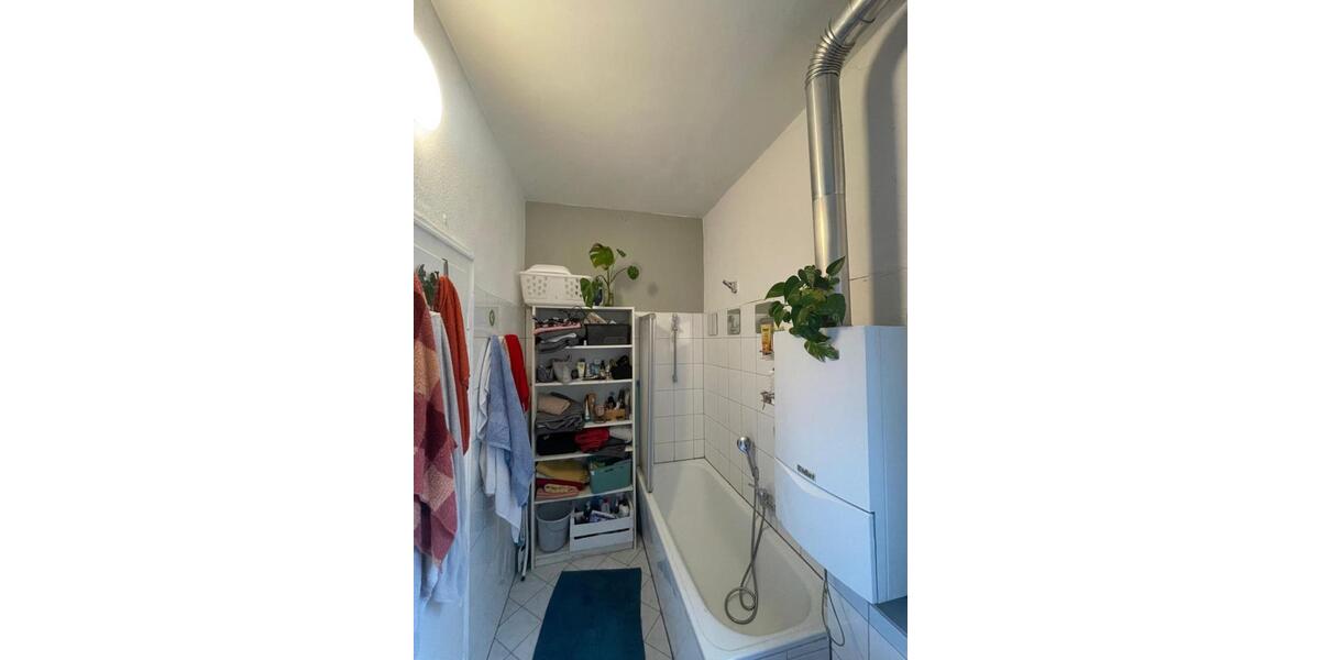 Etagenwohnung Wuppertal Elberfeld - 3 Zimmer, 86 m&sup2;, 900&euro; | Angebot:24703896
