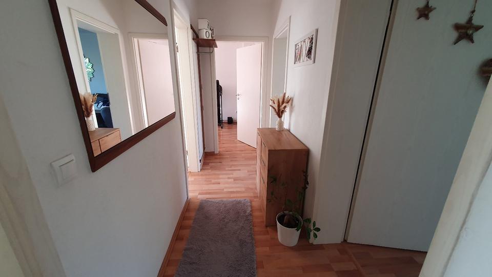 Etagenwohnung Hattingen - 3 Zimmer, 65 m&sup2;, 159.000&euro; | Angebot:27197373