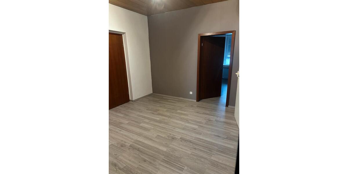 Etagenwohnung Herne Wanne-Bickern - 2.5 Zimmer, 72 m&sup2;, 650&euro; | Angebot:25355281