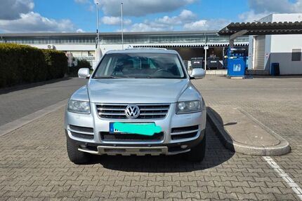VW Touareg 295.000 km 9.100 &euro; Wuppertal 42329