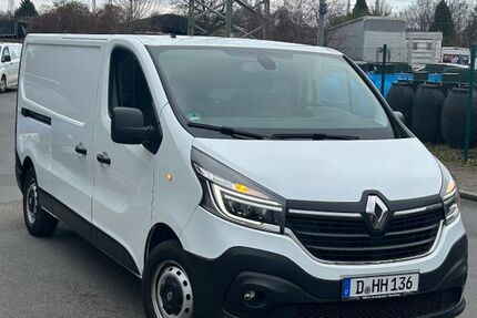 Renault Trafic 45.741 km 14.950 &euro; Düsseldorf 40231