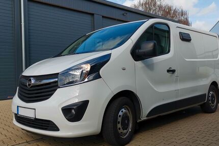 Opel Vivaro 135.000 km 9.799 &euro; haan 42781