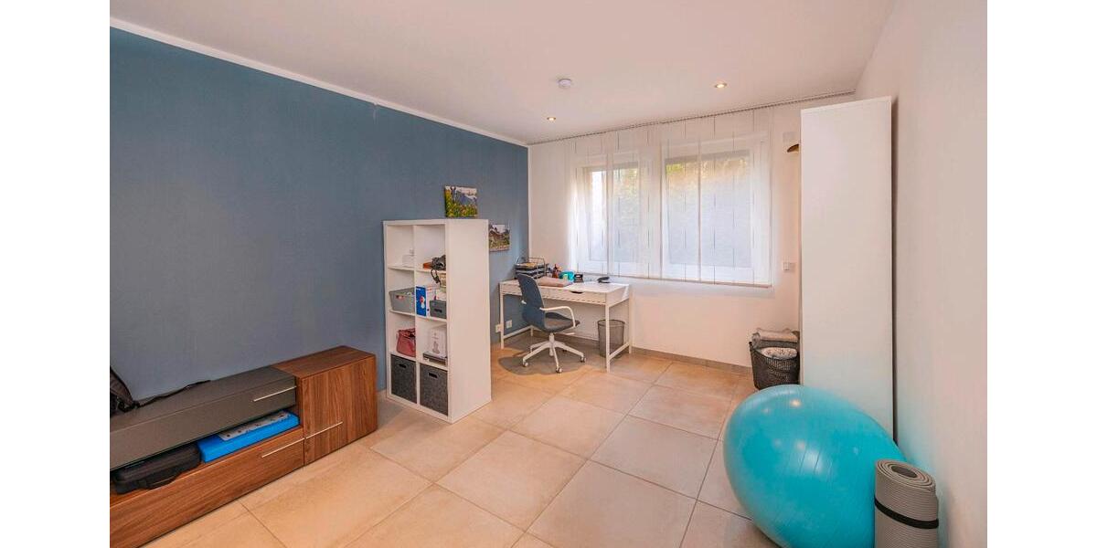 Etagenwohnung Essen Stadtbezirk VIII - 3 Zimmer, 96 m&sup2;, 299.000&euro; | Angebot:27204970