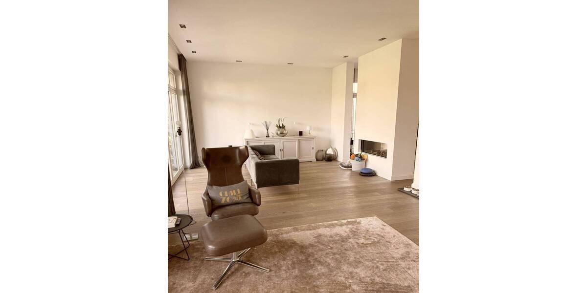 Doppelhaushälfte Meerbusch Büderich - 6 Zimmer, 242 m&sup2;, 8.500&euro; | Angebot:25997535