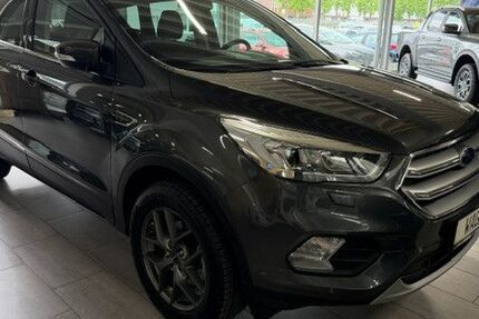 Ford Kuga 70.734 km 14.990 &euro; Gladbeck 45968