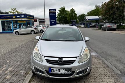 Opel Corsa 140.500 km 2.350 &euro; Langenfeld 40764