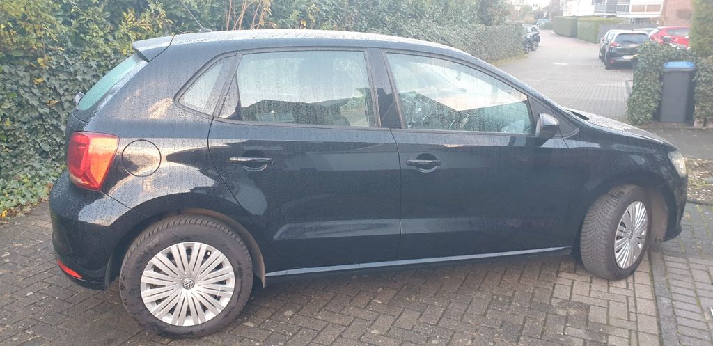 VW Polo 95.000 km 6.999 &euro; Duisburg 47199