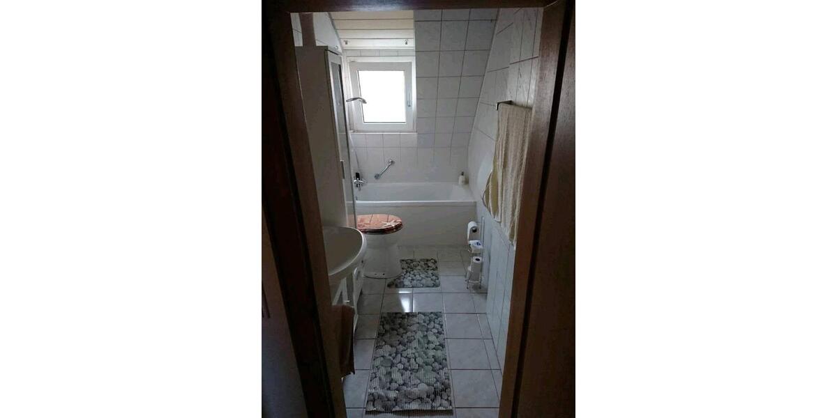 Etagenwohnung Wermelskirchen - 3.5 Zimmer, 60 m&sup2;, 128.500&euro; | Angebot:27101440