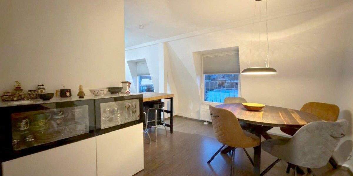 Etagenwohnung Oberhausen Altstadt-Mitte - 3 Zimmer, 113 m&sup2;, 945&euro; | Angebot:25748239