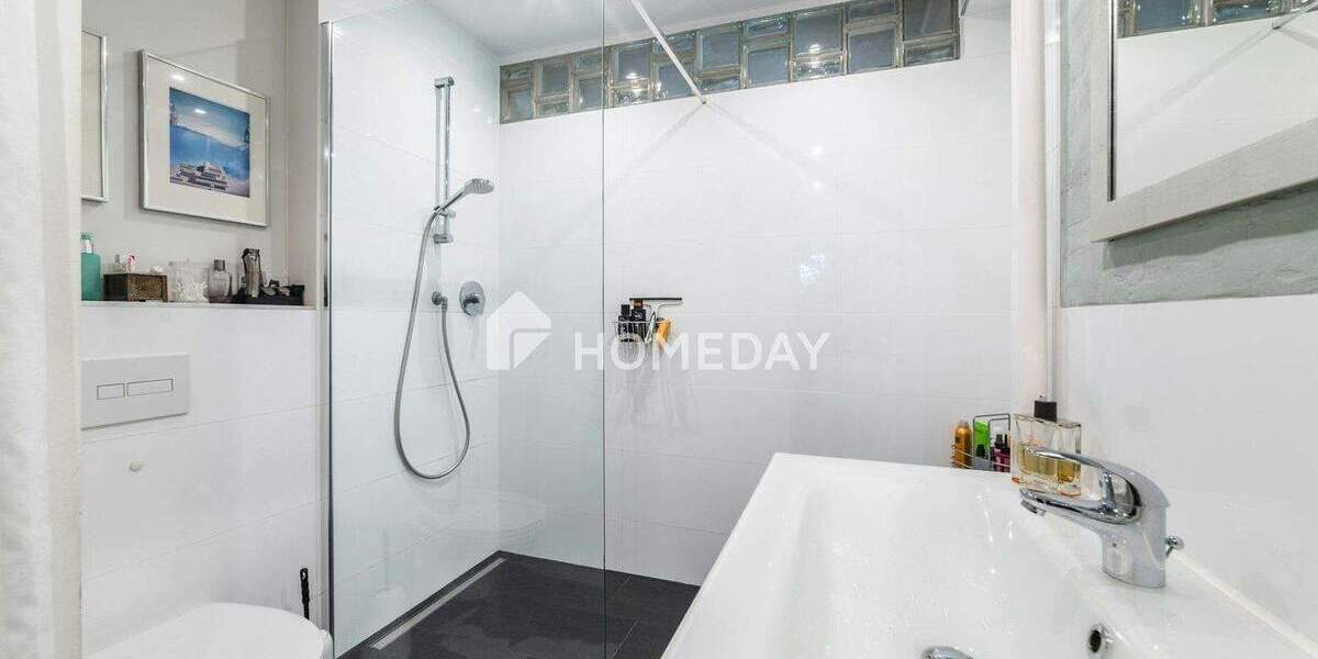 Etagenwohnung Düsseldorf Golzheim - 3 Zimmer, 94 m&sup2;, 499.000&euro; | Angebot:25732660