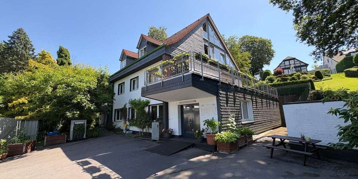 Einfamilienhaus Remscheid Remscheid-Süd - 10 Zimmer, 266 m&sup2;, 585.000&euro; | Angebot:27068837