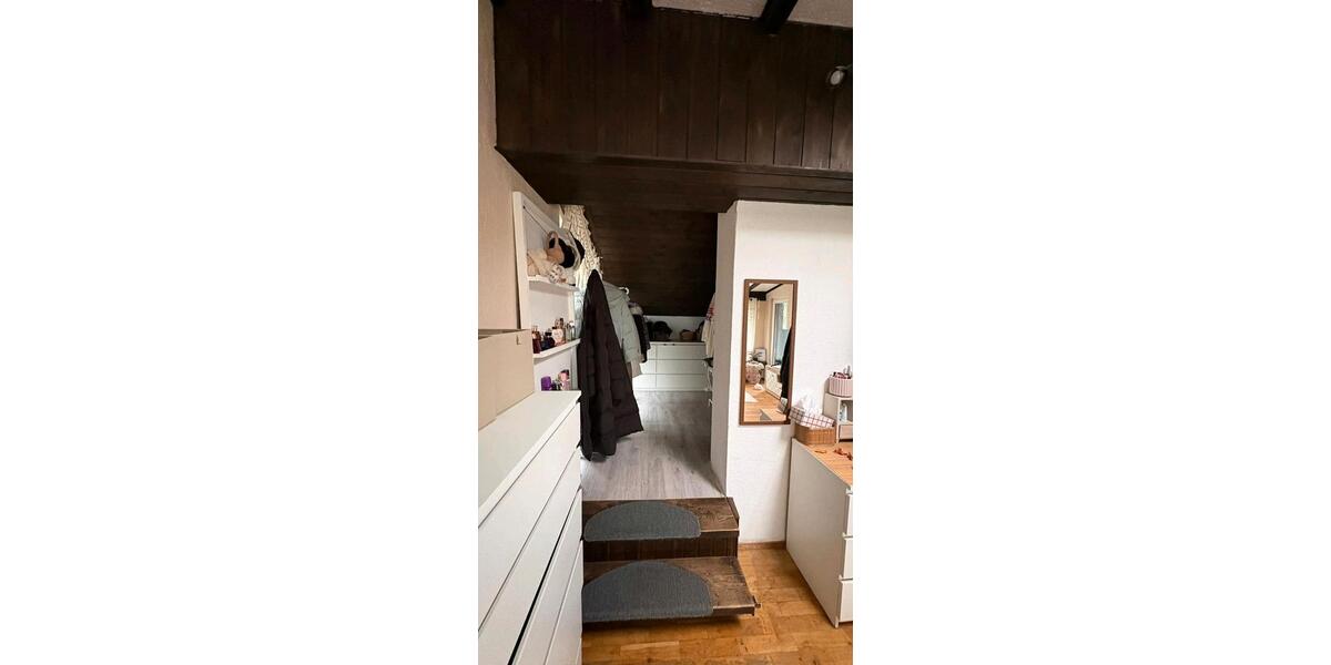 Einfamilienhaus Remscheid Remscheid-Süd - 10 Zimmer, 240 m&sup2;, 380.000&euro; | Angebot:25170386