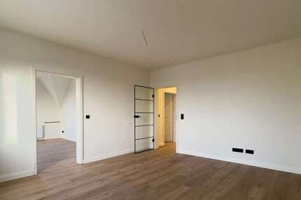 Wohnung Solingen Wald - 4 Zimmer, 94 m&sup2;, 269.000&euro; | Angebot:25987026