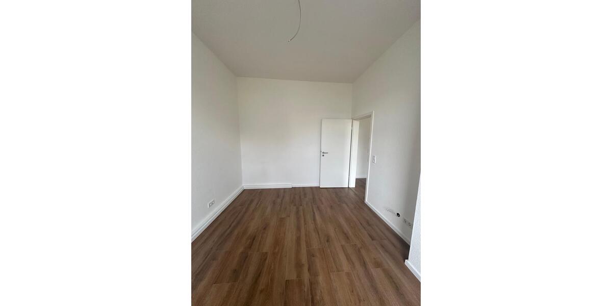 Etagenwohnung Schwelm - 4 Zimmer, 82 m&sup2;, 690&euro; | Angebot:25305561