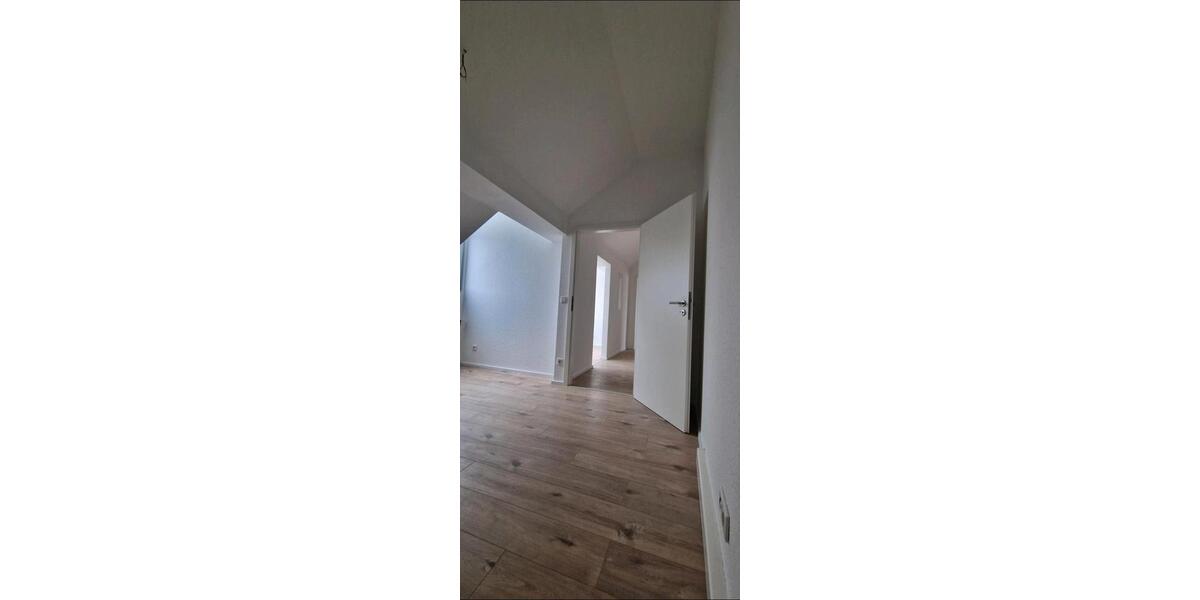 Dachgeschoßwohnung Bottrop Batenbrock - 2 Zimmer, 75 m&sup2;, 750&euro; | Angebot:25647921