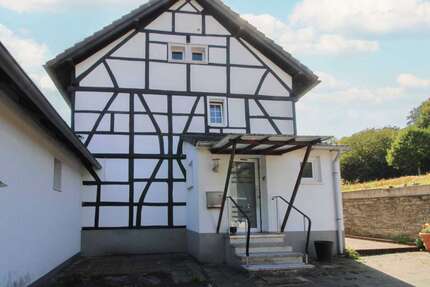 Haus Essen Stadtbezirk VIII - 4 Zimmer, 80 m&sup2;, 179.000&euro; | Angebot:27217064