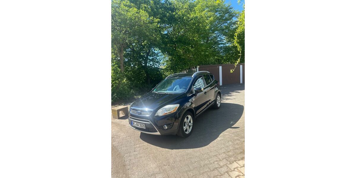 Ford Kuga 200.000 km 4.249 &euro; Neuss 41469