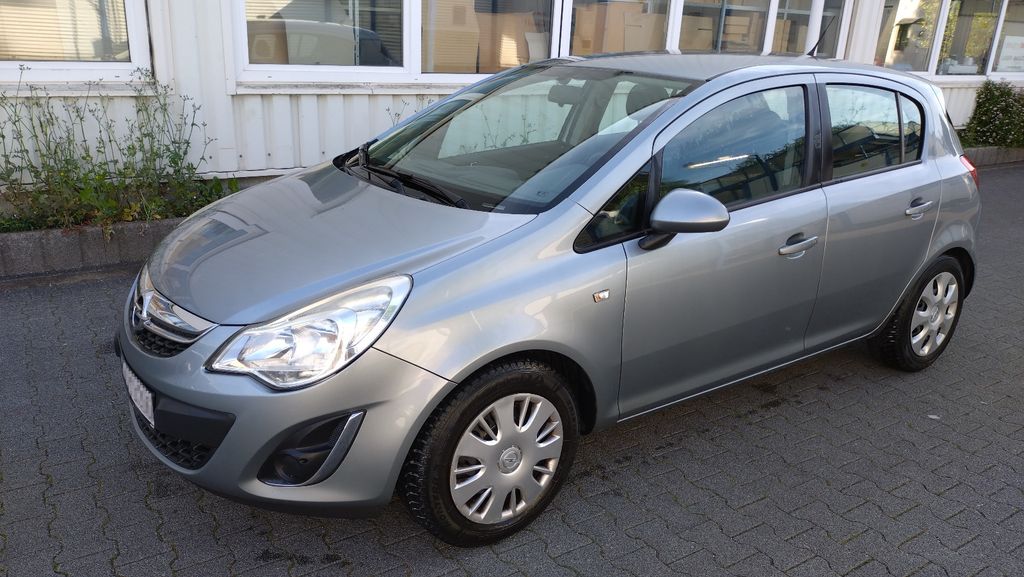 Opel Corsa 164.000 km 2.499 &euro; Haan 42781