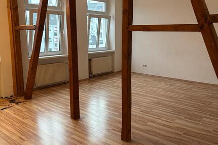 Wohnung Wuppertal Elberfeld - 3 Zimmer, 100 m&sup2;, 680&euro; | Angebot:27570277