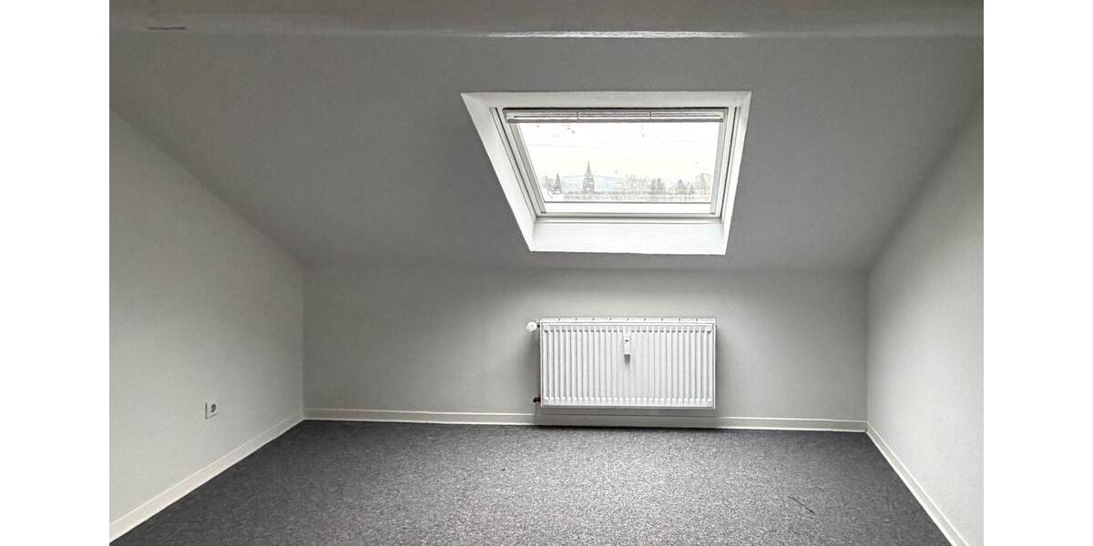 Dachgeschoßwohnung Gevelsberg - 4 Zimmer, 81 m&sup2;, 610&euro; | Angebot:25234927