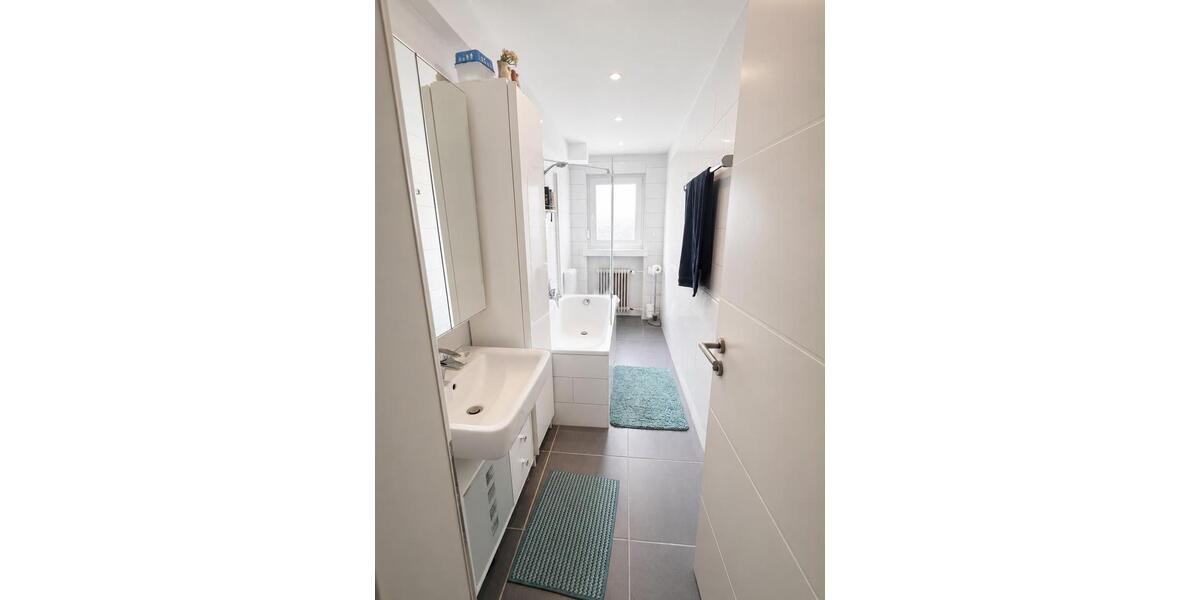 Hochparterre Düsseldorf Stadtbezirk 3 - 3 Zimmer, 73 m&sup2;, 325.000&euro; | Angebot:26825626