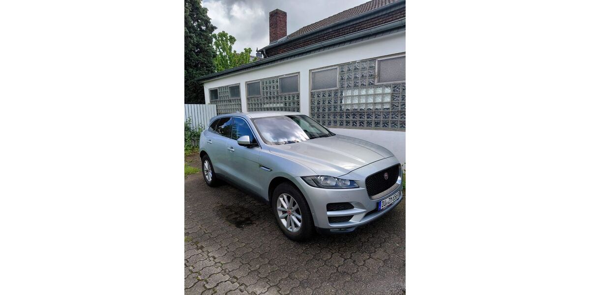 Jaguar F-Pace 120.000 km 16.750 &euro; Duisburg 47228