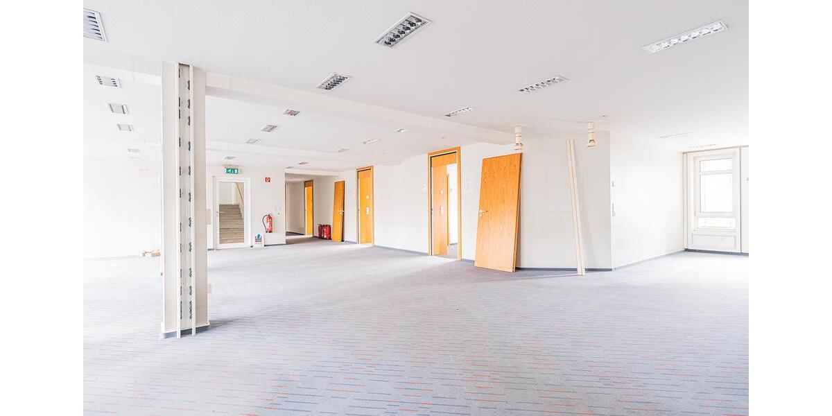 Gewerbeobjekt Burscheid - 4.521&euro; | Angebot:23326367