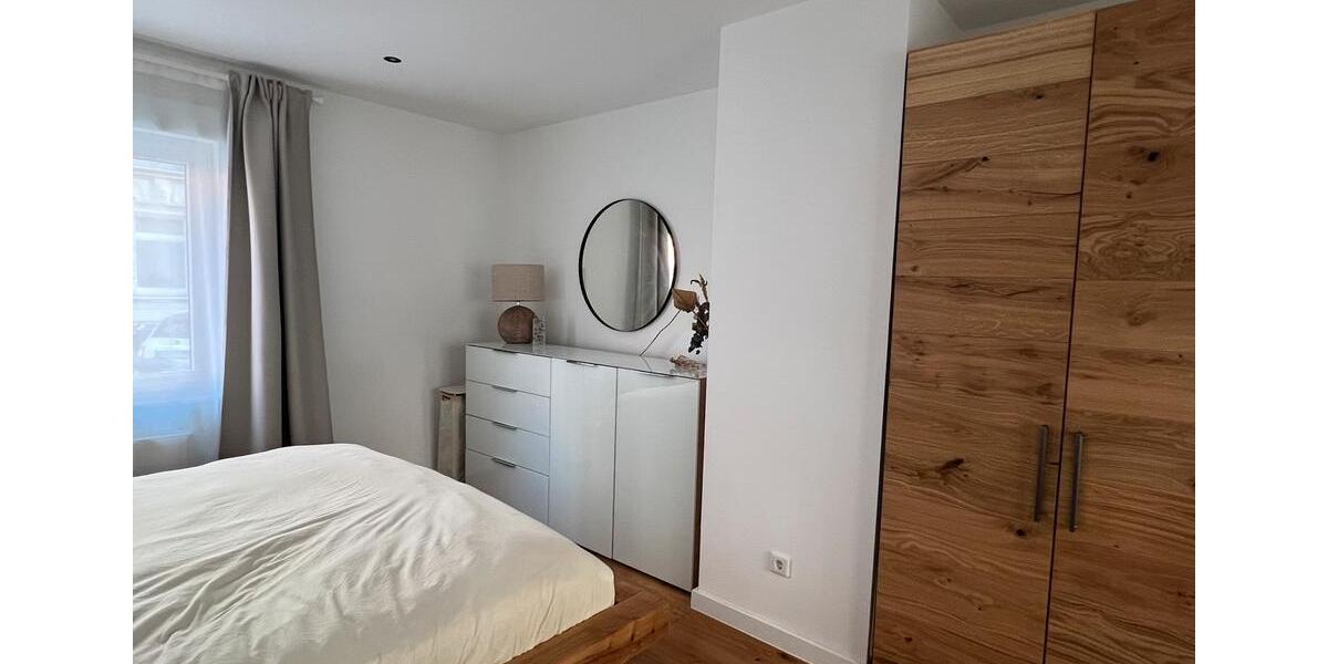 Etagenwohnung Düsseldorf Stadtbezirk 3 - 3 Zimmer, 70 m&sup2;, 1.925&euro; | Angebot:25205284