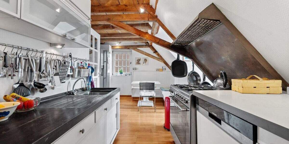 Etagenwohnung Düsseldorf Urdenbach - 3 Zimmer, 157 m&sup2;, 610.000&euro; | Angebot:25687085