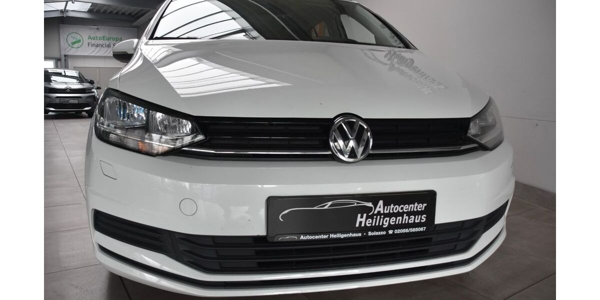 VW Touran 150.452 km 11.180 &euro; Heiligenhaus 42579