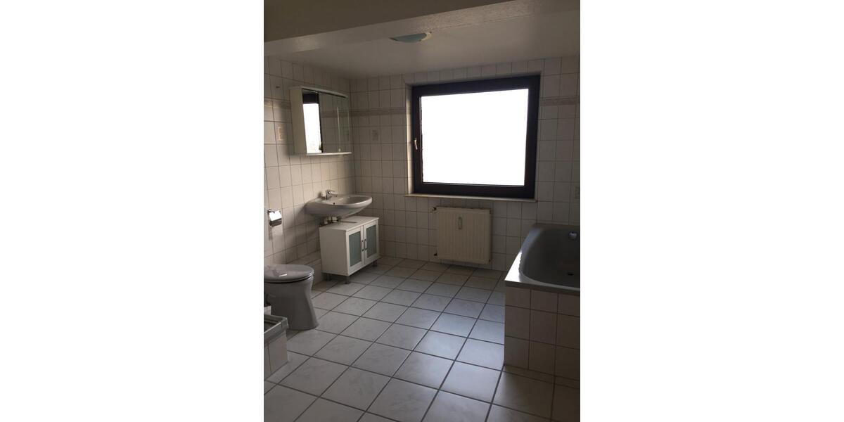 Dachgeschoßwohnung Herne Wanne-Bickern - 2.5 Zimmer, 63 m&sup2;, 460&euro; | Angebot:27564407
