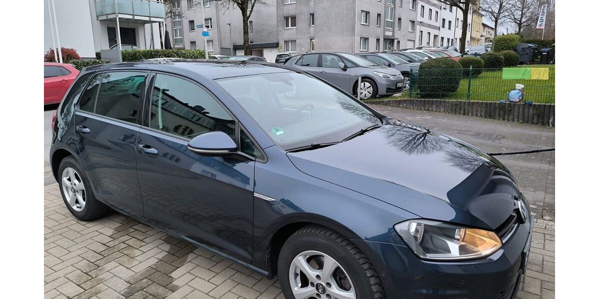 VW Golf 188.500 km 7.800 &euro; Solingen 42653
