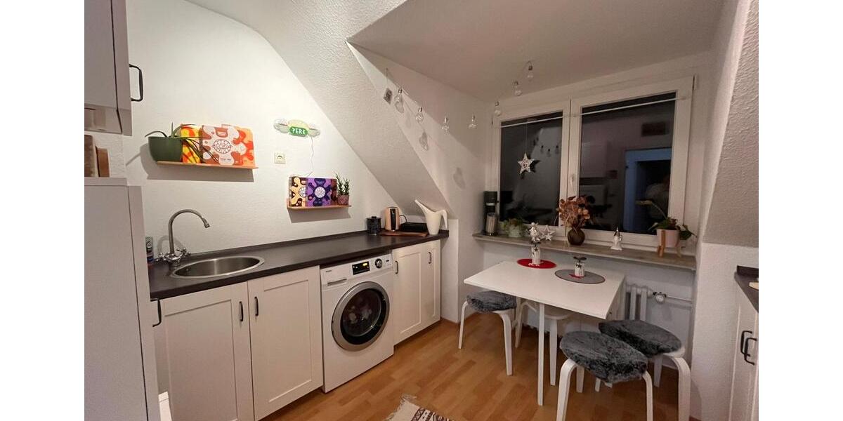 Dachgeschoßwohnung Essen Stadtbezirk IV - 2 Zimmer, 60 m&sup2;, 112.000&euro; | Angebot:25239626