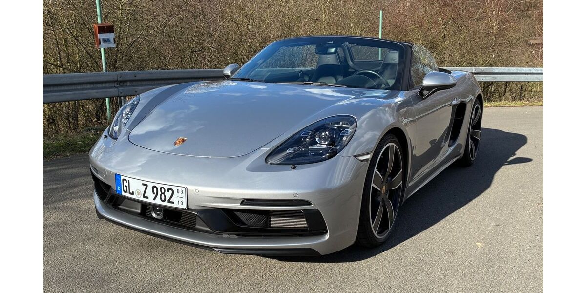 Porsche Boxster 7.900 km 105.982 &euro; Burscheid 51399