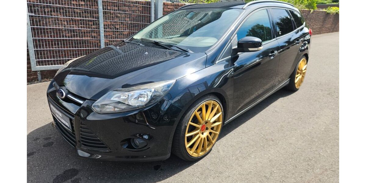 Ford Focus 142.333 km 5.499 &euro; Gevelsberg 58285