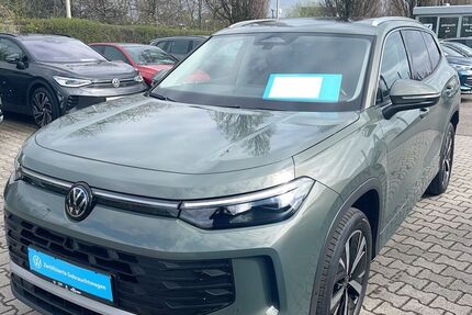 VW Tayron 10.170 km 39.880 &euro; Duisburg 47178