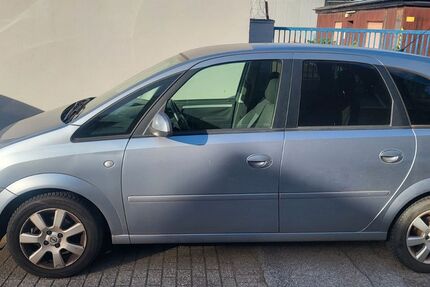 Opel Meriva 157.713 km 3.950 &euro; Duisburg 47228