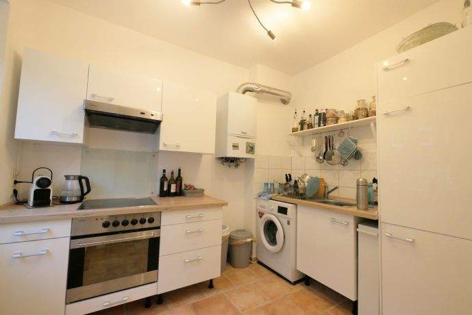 Etagenwohnung Düsseldorf Stadtmitte - 1 Zimmer, 50 m&sup2;, 660&euro; | Angebot:26093479