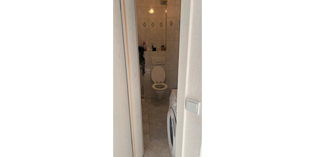 Etagenwohnung Gelsenkirchen - 3.5 Zimmer, 77 m&sup2;, 180.000&euro; | Angebot:27534363