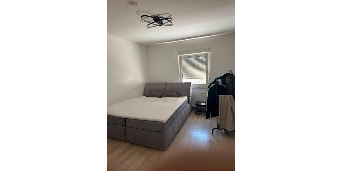 Etagenwohnung Duisburg Huckingen - 2 Zimmer, 42 m&sup2;, 638&euro; | Angebot:27535791