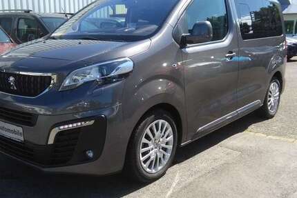 Peugeot Traveller 9.285 km 34.999 &euro; Gelsenkirchen 45892