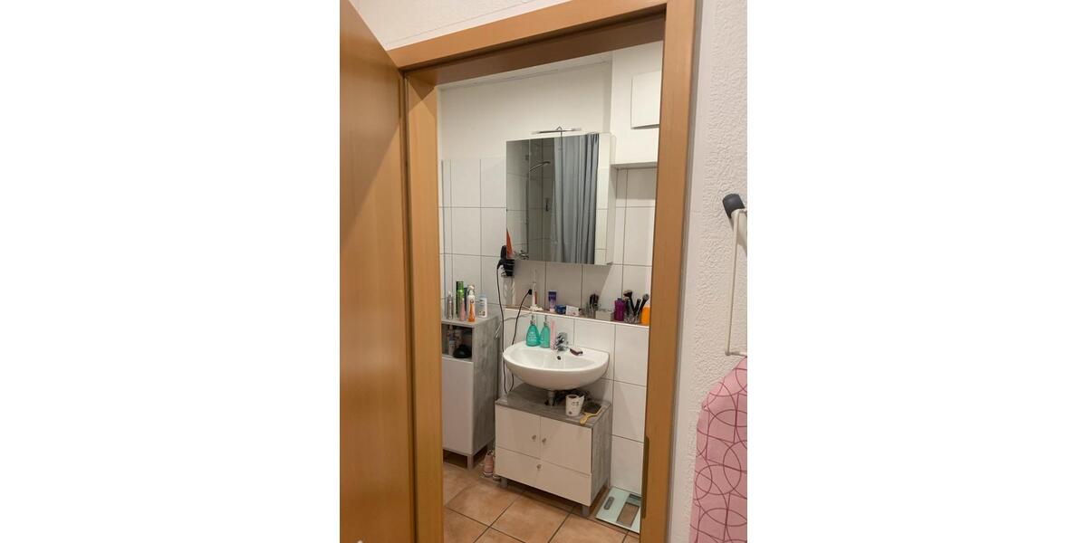 Etagenwohnung Duisburg Beeck - 2 Zimmer, 48 m&sup2;, 640&euro; | Angebot:27577979