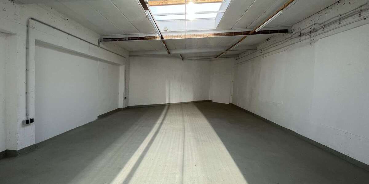 Etagenwohnung Düsseldorf Bilk - 12 Zimmer, 318 m&sup2;, 595.000&euro; | Angebot:25833747