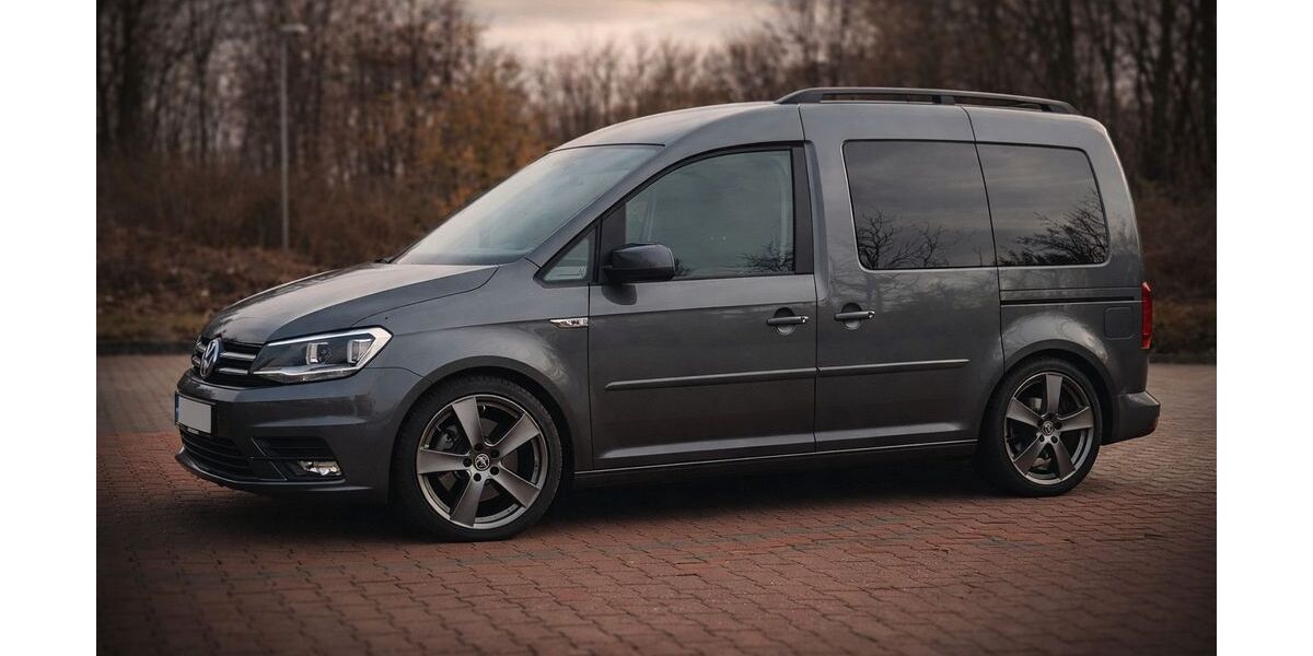 VW Caddy 52.000 km 16.999 &euro; Duisburg 47229