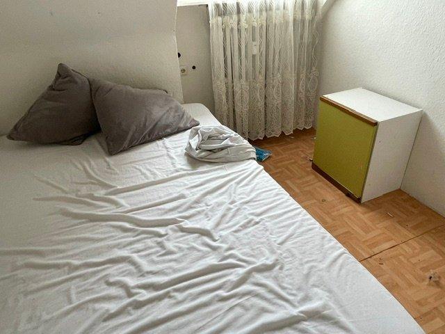 Dachgeschoßwohnung Gelsenkirchen Gelsenkirchen-Mitte - 4 Zimmer, 54 m&sup2;, 810&euro; | Angebot:27541586