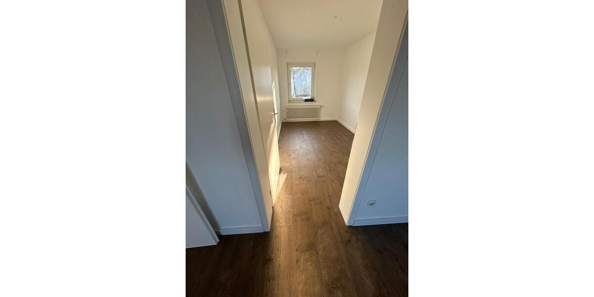 Etagenwohnung Essen Stadtbezirk IV - 3 Zimmer, 57 m&sup2;, 650&euro; | Angebot:26549733